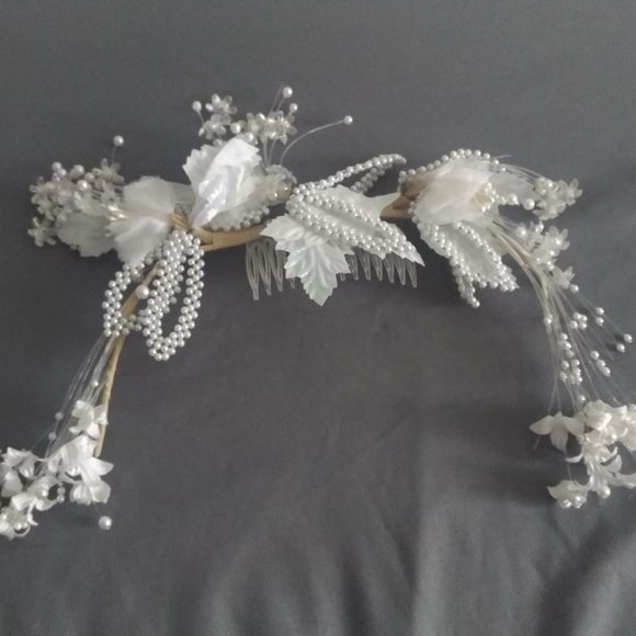 Handmade Hairpiece - Picture 3 of 6